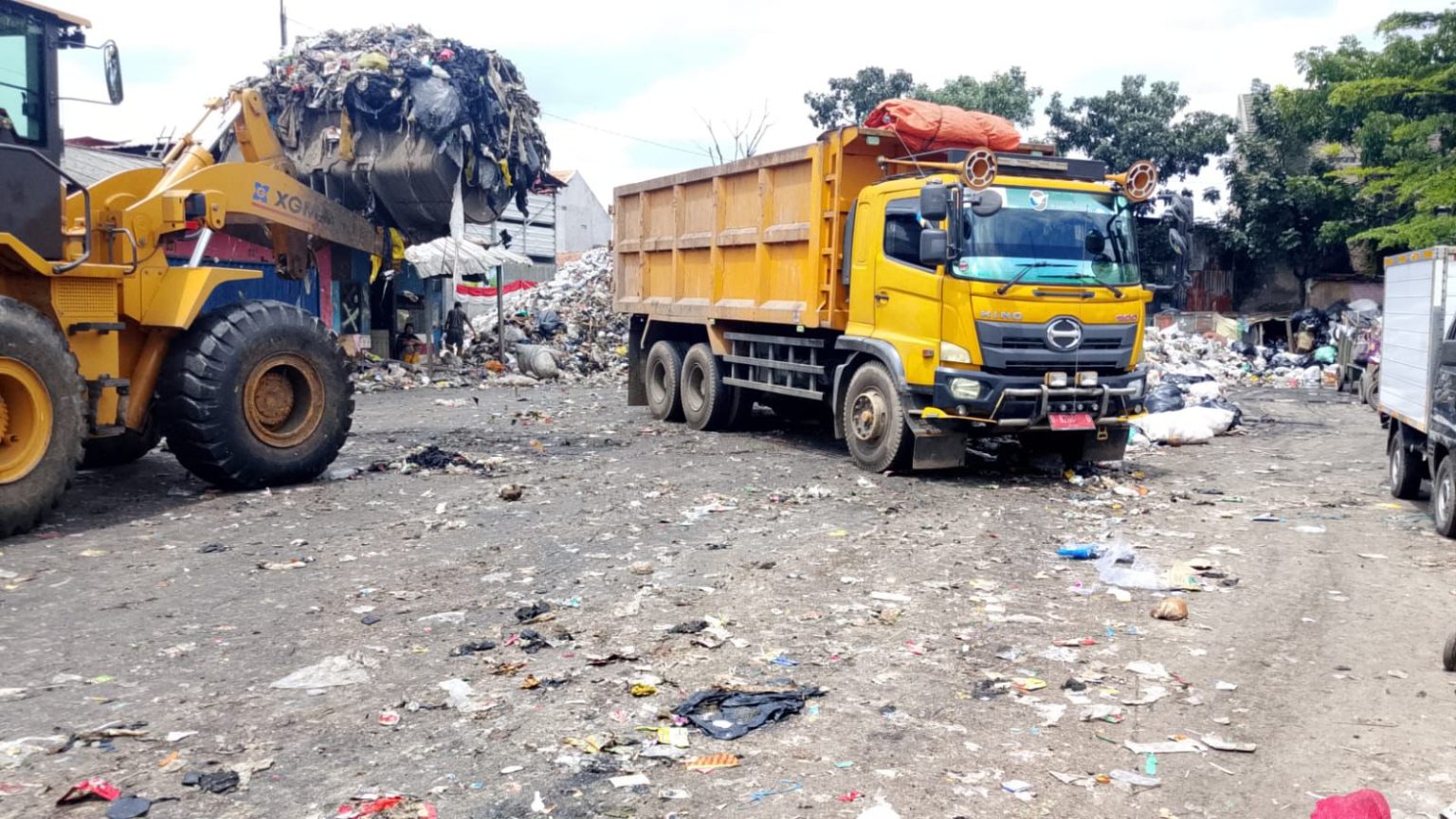 Kerahkan Tujuh Armada, Tumpukan Sampah di TPS Ciwastra Mulai Menurun (dok).