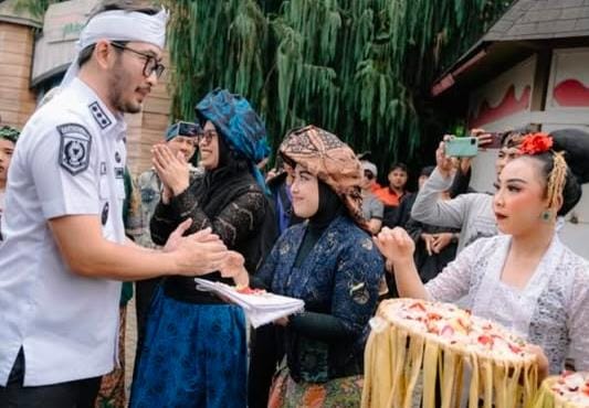 Jeje Ritchie Ismail Lestarikan Budaya Lokal Bandung Barat (dok).