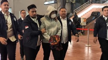 Polda Jawa Barat menangkap penyebar ujaran kebencian melalui media sosial, Adimas Firdaus alias Resbob di Semarang, Jawa Tengah (metro).