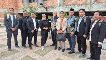 Dosen FISIP UNIBBA Raih Anugerah di Malaysia