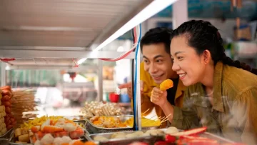 Berburu Jajanan Manis Khas Bandung