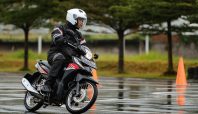 Tips Merawat Sepeda Motor di Musim Hujan (dok Honda).