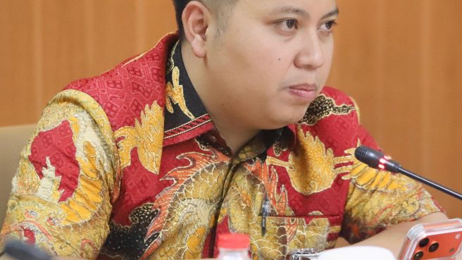 Radea Respati Paramudhita Ketua Komisi I DPRD Kota Bandung
