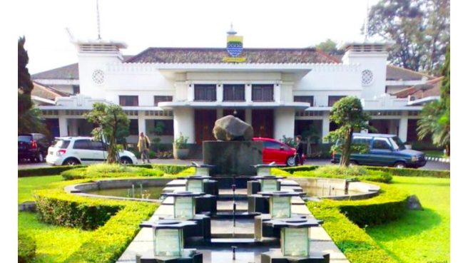 HARMONISASI PEMERINTAH KOTA BANDUNG SEBAGAI WUJUD KOLABORASI DALAM MENGATASI KASUS ANAK TERLANTAR (dok).