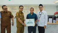 Jenguk Korban Penyekapan di RSHS (dok).