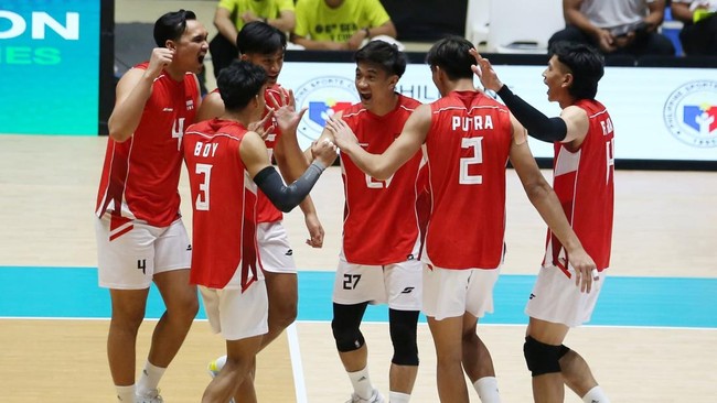 Timnas Voli Putra Indonesia di SEA V CUP melawan Vietnam (NGR_Miii).