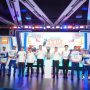 Jajaran manajemen AHM, President Director AHM – Yuichi Shimizu, Executive Vice President Director AHM - Thomas Wijaya, Marketing Director AHM - Octavianus Dwi dan Marketing Director AHM - Naoki Kajino berfoto bersama para pemenang The 17th Astra Honda Safety Riding Instructors Competition (AHSRIC) 2026 (07/08).