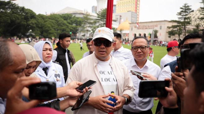 Alun-alun Kota Bandung dibuka untuk umum (dok).