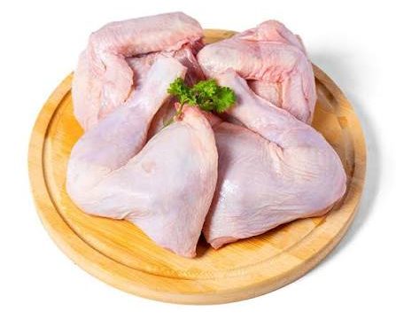 Kenaikan harga ayam potong dan timun sangat signifikan di Kota Bandung (Parto.id).