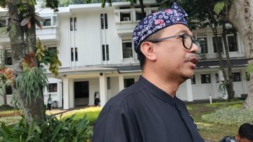 Kepala Dinas Penanaman Modal dan Pelayanan Terpadu Satu Pintu (DPMPTSP) Eric Mohamad Atthauriq (dok).