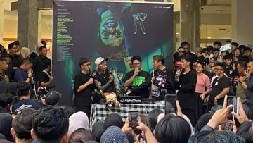 Meet and greet para pemain Harusnya Horor di Atrium Ciwalk Bandung (Tribunnews).