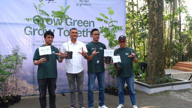 de Braga by ARTOTEL Ryakan 8 Tahun dengan Tanam Pohon Bersama Tahura IR. H. Djuanda (dok).