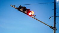 Kabel Lampu Lalu Lintas Dicuri (kompas).