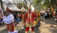 Kirab Budaya Pesona Nusantara di Kecamatan Andir memeriahkan HJKB ke-216 (dok).