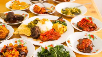 Rekomendasi kuliner masakan padang di Bandung (Rukita).