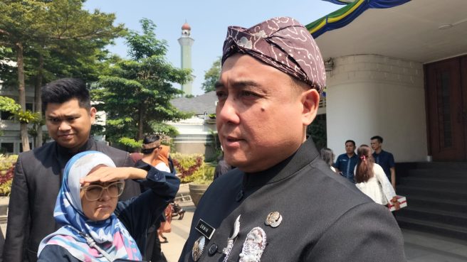 Wakil Wali Kota Bandung Erwin memberikan doa di HJKB ke-216 (dok).