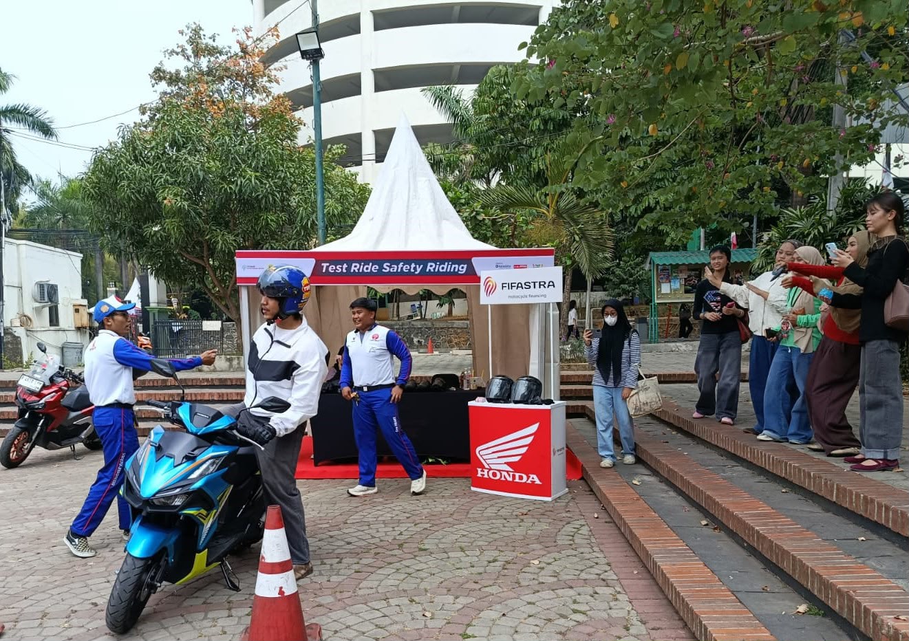 dok Honda