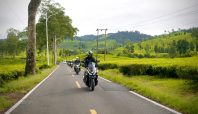 Jangan Asal Menyalip! Pahami Cara Aman Mendahului Kendaraan di Jalan Raya (dok).
